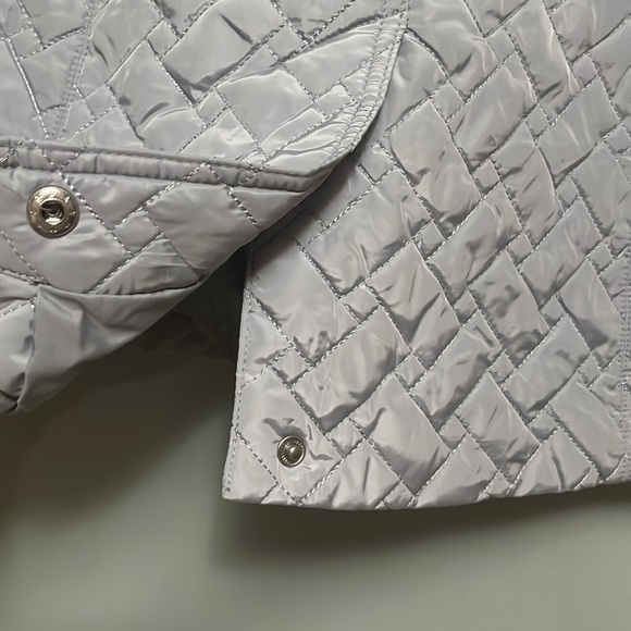 COLE HAAN Signature Quilted Silver Sky Women's Jacket - Picture 7 of 11